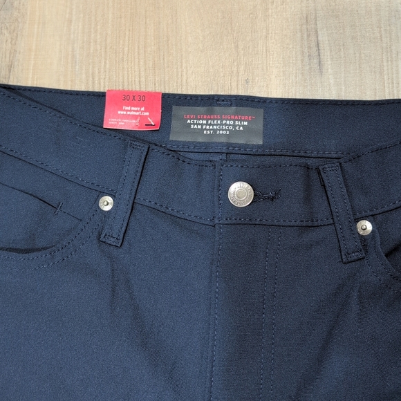 NWT Men's Levi Strauss Signature 30x30 Action Flex Pro Slim Pants - Picture 3 of 6